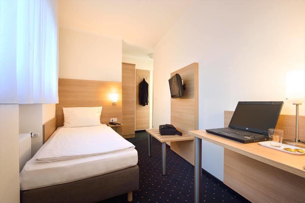 Hotel Celina Niederrheinischer Hof Krefeld Zewnętrze zdjęcie